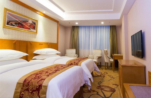 Guangzhou Hotel | Vienna Hotel Guangzhou Songnan