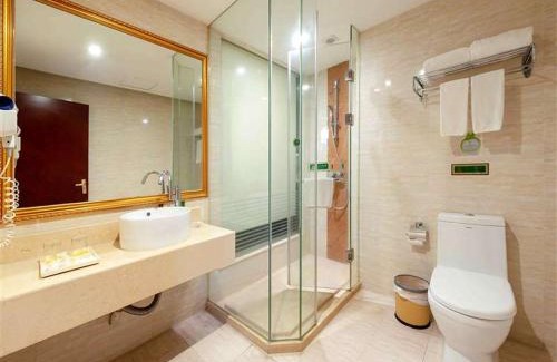 Yuancheng District Hotel | Vienna Hotel Heyuan Hongxing Road