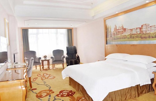 Zhuhui District Hotel | Vienna Hotel Hunan Hengyang Railway Station