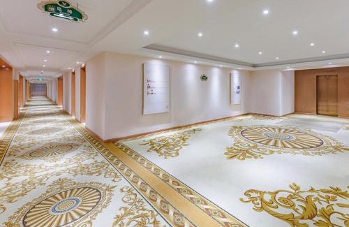 Tian Qiao Hotel | Vienna Hotel Jinan West Railway Station Lanxiang Road Quanli Auto Parts City Shop