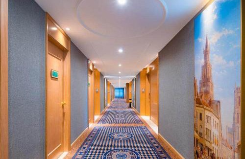 Jurong Hotel | Vienna Hotel Lukou Airport