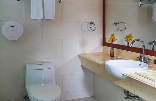Luohu Hotel | Vienna Hotel Shenzhen Aiguo Road