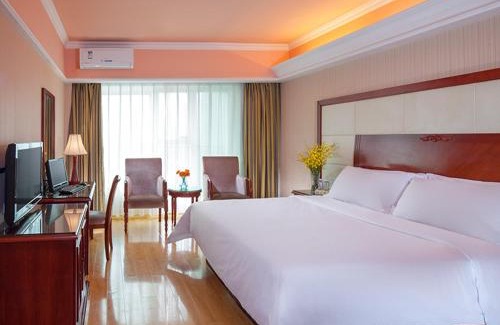 Luohu Hotel | Vienna Hotel Shenzhen Aiguo Road