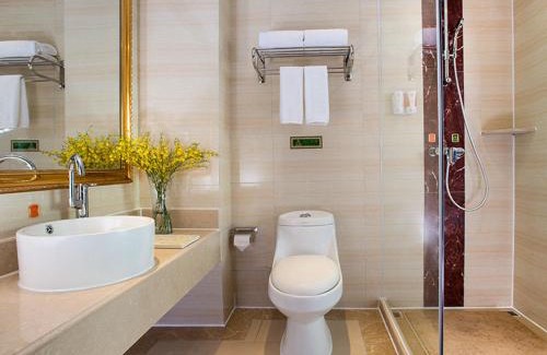 Longhua District Hotel | Vienna Hotel Shenzhen Guanlan Guanguang Road Foxconn