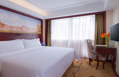 Luohu Hotel | Vienna Hotel Shenzhen Shuiku New Village