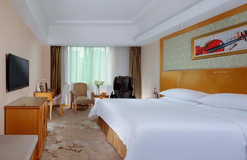Yueyanglou District Hotel | Vienna Hotel Yueyang Zhanqian Road