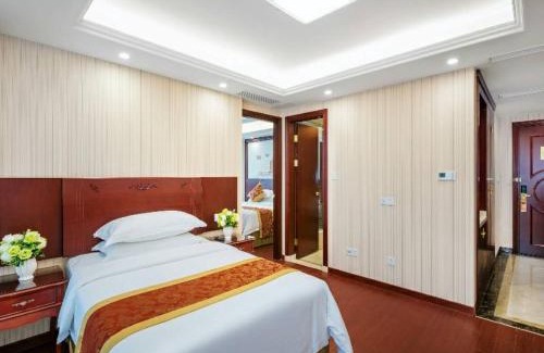 Changxing County Hotel | Vienna Hotel Zhejiang Huzhou Changxing Mingzhu Road