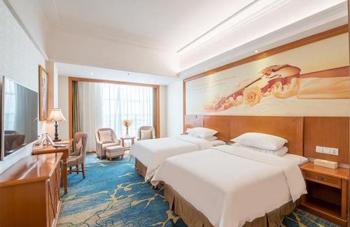 Zhongyuan District Hotel | Vienna Hotel Zhengzhou Airport