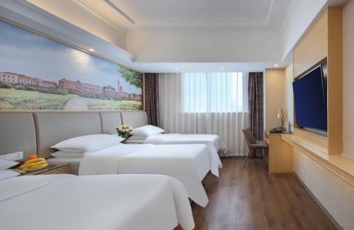 Changjiang County Hotel | Vienna International Hotel Jingdezheng People Square