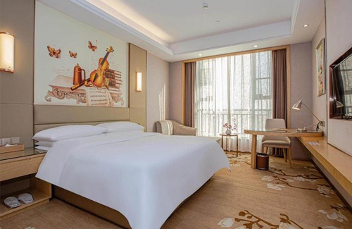 Qingshan Lake Scenic Area Hotel | Vienna International Hotel Nanchang Qingshan Lake Wanda Plaza