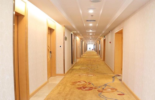Yue Lu Hotel | Vienna International Hotel Changsha Lugu