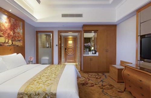 Yu Hua Hotel | Vienna International Hotel Changsha Shumuling Subway Station