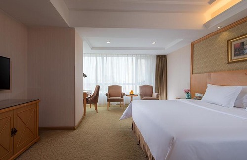 He Ping Hotel | Vienna International Hotel Shenyang Railway Station