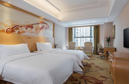 Bao'an Hotel | Vienna International Hotel Shenzhen Qianhai