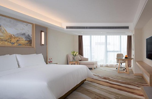 Hepingcun Hotel | Vienna International Hotel South Gate of Shenzhen International Convention and Exhibition Center