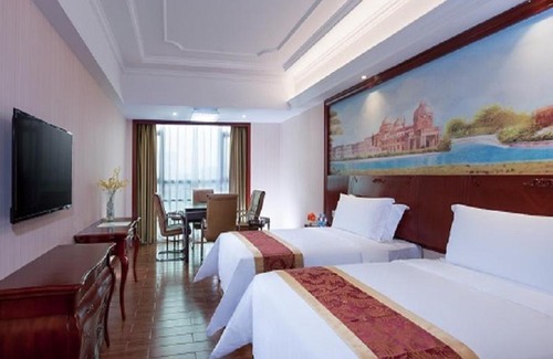 Yuancheng District Hotel | Vienna International Hotel Heyuan Yajule Garden