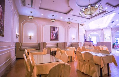 Huiyang Hotel | Vienna International Hotel Huizhou South Railway Station