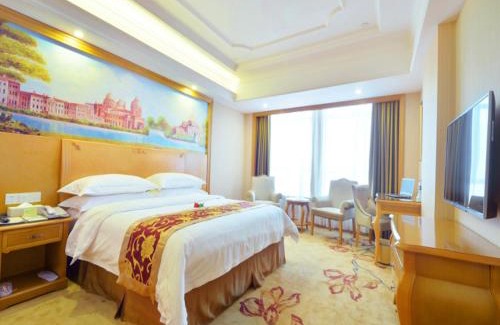 Meijiang District Hotel | Vienna International Hotel Meizhou Dingzi Bridge