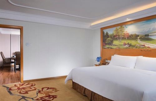 Xiangzhou District Hotel | Vienna International Hotel Zhuhai Golden Phoenix