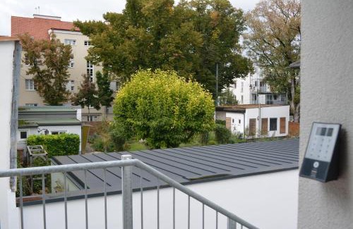 Liesing Apartment | Vienna Urban Oasis