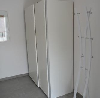 Liesing Apartment | Vienna Urban Oasis