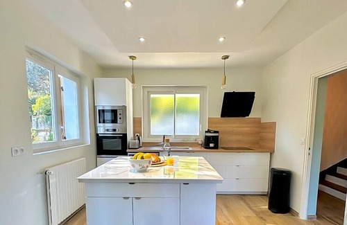 Isle Apartment | Vienne's Splendor Charming T5 by the River - Near Limoges CHU