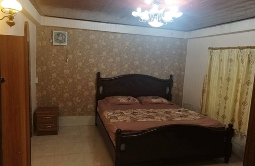 Vientiane House | Vientiane capital, 4mins walk to Patuxay &Shopping