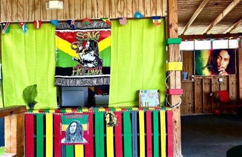 Isabel II House | Vieques Good Vibe Guest House