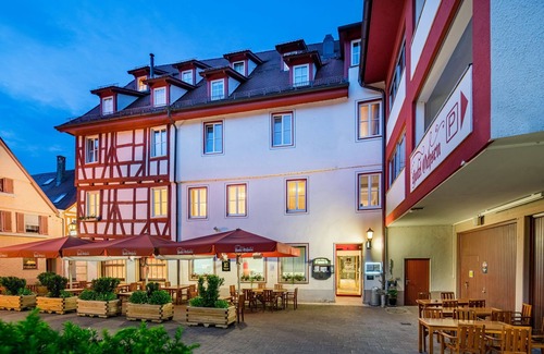 Blaubeuren Apartment | Vierbettzimmer mit Dusche
