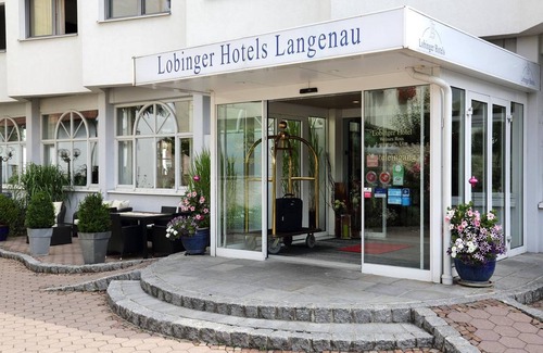 Langenau Apartment | Vierbettzimmer mit Dusche und WC