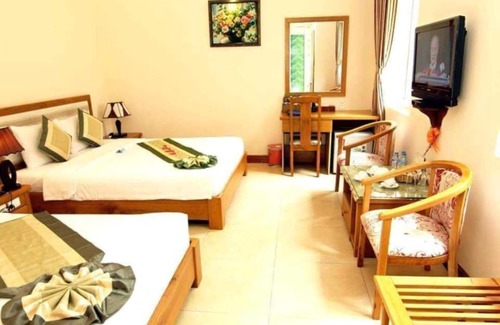 Hong Linh Hotel | Viet Thai Hotel