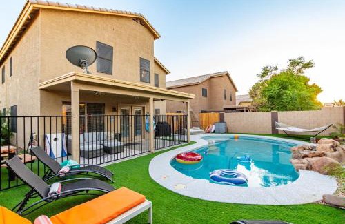 Peoria House | View Fireworks, Restaurants, Westgate,P83,Stadiums