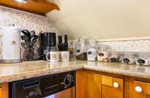 Lower Garden District Bed & Breakfast | View From The Top in Garden District New Orleans