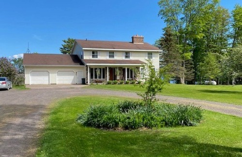 Pelkie House | View of Majestic Keweenaw Bay, Sauna, Hot tub, Swimming Pool, & More!