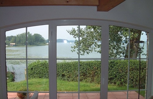 Sternberg House | View of the lake - vacation home with a fantastic view