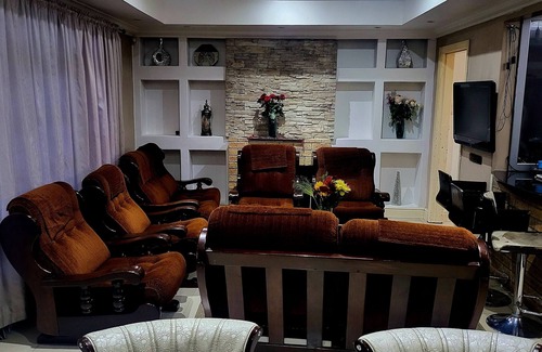 Lansdowne House | View on chukker