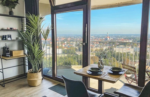 Antonsviertel Apartment | View over the city | Studio at the congress hall