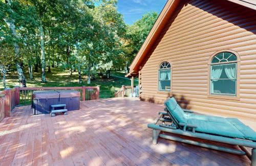 Boone House | View Paradise