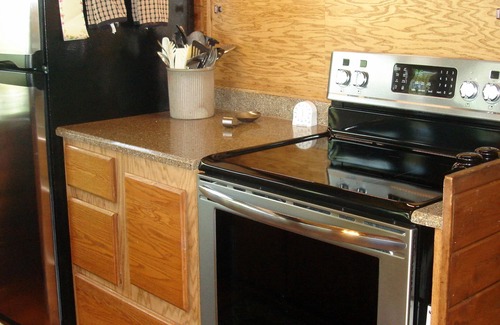 Saugatuck House | View River, Marsh, & Wildlife from Your Hot Tub & enjoy Special Winter Rates!