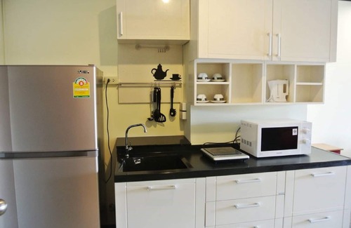 Jomtien Apartment | View Talay 5 studio apartment - close to the beach