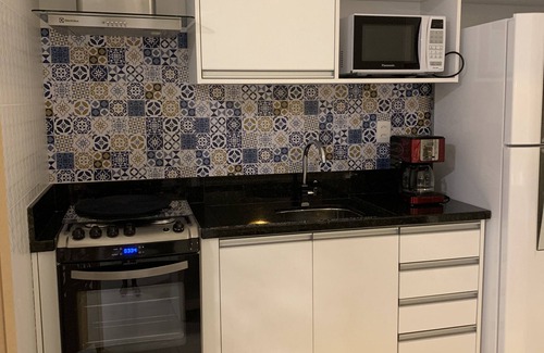 Rio Vermelho Apartment | View to the sea from Rio Vermelho. Infinity pool