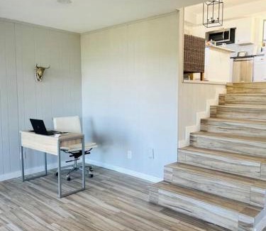 Canyon Lake House | VIEWS, Canyon Lake, Newly Remodeled, Close to RIVER, BEST location, with a Fire Pit