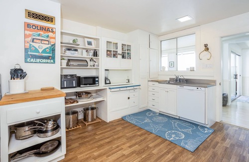 Bolinas House | Views for miles of the Ocean and Bolinas Lagoon