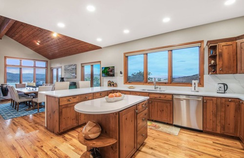 Steamboat Springs House | Views Location Privacy all in one Beautiful 10 Acre Estate