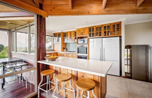 Yallingup Siding House | Views Of The Bay A Tranquil Bushland Escape
