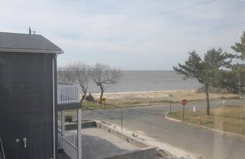 Town Bank House | Views of the Delaware Bay. One house away from Bayside's free beach