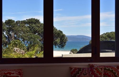 Kuaotunu House | Views over Kuaotunu beach, close to Matarangi, Otama and Opito beaches