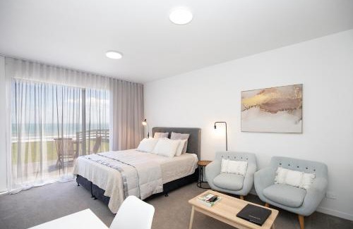 Greymouth House | Views over Tasman, New luxury boutique studio overlooking the Tasman Sea