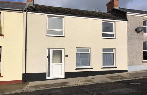 Neyland House | Views over the River Cleddau and Neyland Marina