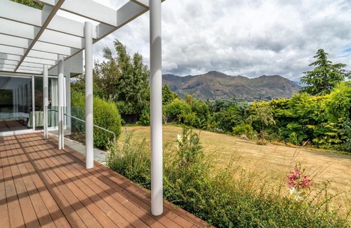 Wanaka House | Views, Space, Comfort, The Perfect Holiday Treat